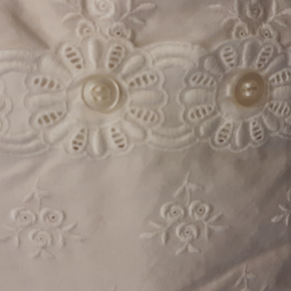 Vintage 60s Sleeveless White Cotton Eyelet Embroidered Blouse Top M 42" Bust - Picture 3 of 7